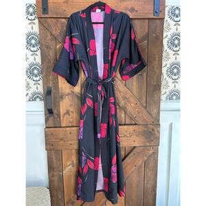 Vintage 1980s Granada women’s large house robe